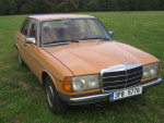 Mercedes 123D